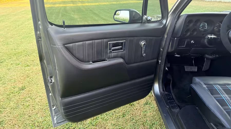 1987 Chevrolet C/K 3rd Gen - Image 18 of 31