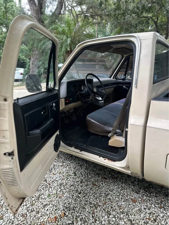 1987 Chevrolet C/K 3rd Gen - Image 6 of 14