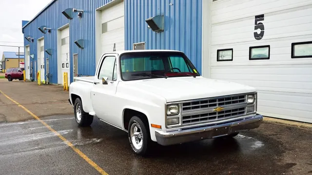 1987 Chevrolet C10 Short Box Step-Side