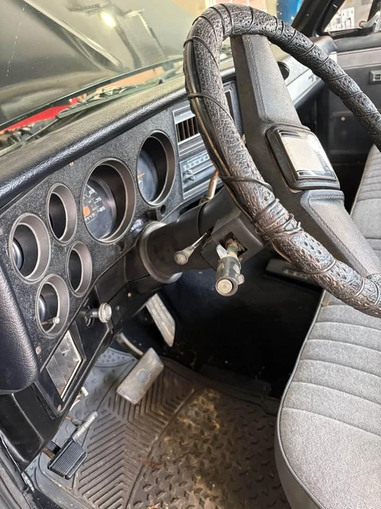 1987 Chevrolet C/K 3rd Gen - Image 4 of 10
