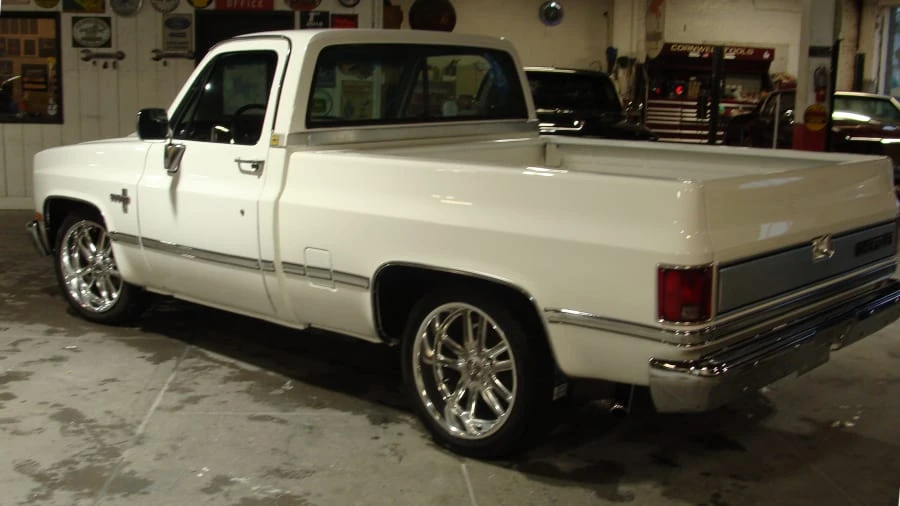 1987 Chevrolet C/K 3rd Gen - Image 5 of 15