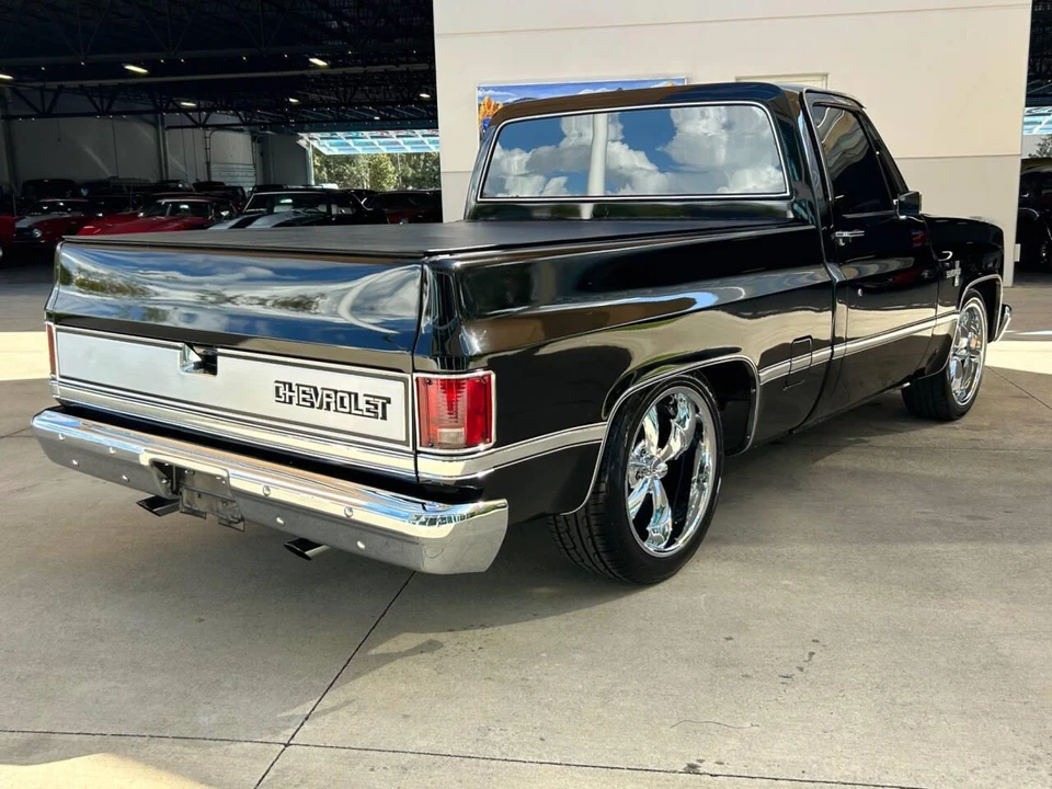 1987 Chevrolet C/K 3rd Gen - Image 5 of 31