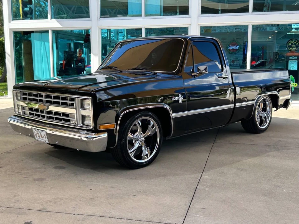 1987 Chevrolet C/K 3rd Gen - Image 9 of 31