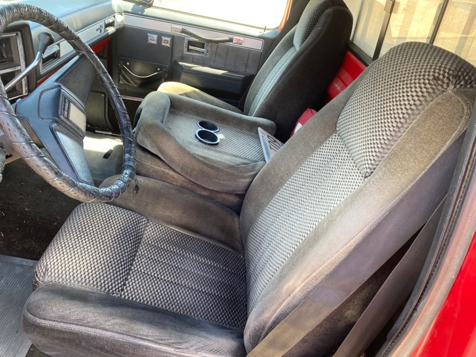 1987 Chevrolet C/K 3rd Gen - Image 5 of 19