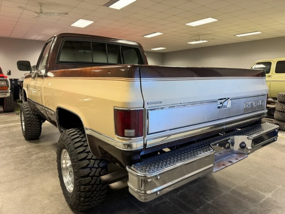 1987 Chevrolet C/K 3rd Gen - Image 3 of 21