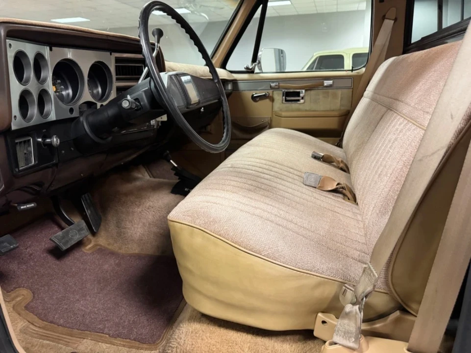 1987 Chevrolet C/K 3rd Gen - Image 7 of 21