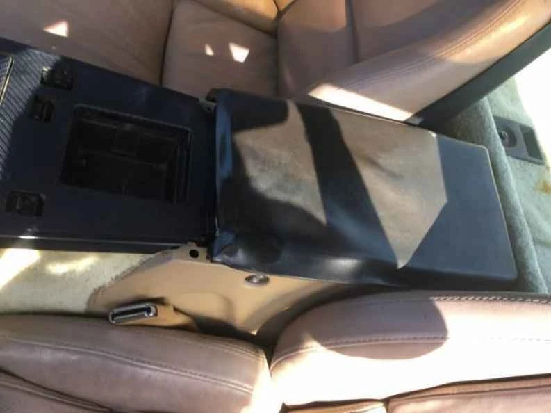 1987 Chevrolet Corvette C4 - Image 17 of 18