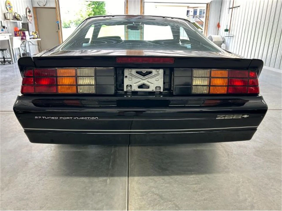 1987 Chevrolet Camaro 3rd Gen - Image 10 of 27