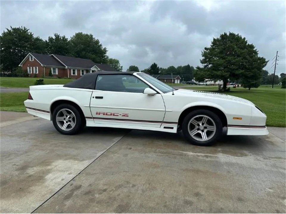 1987 Chevrolet Camaro 3rd Gen - Image 5 of 19