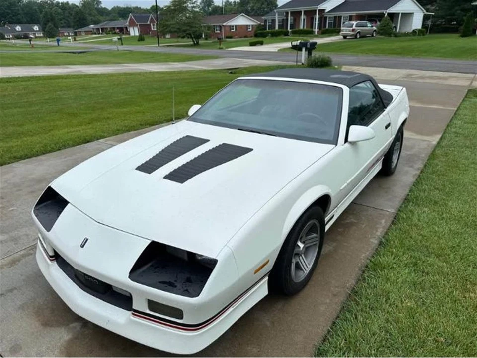1987 Chevrolet Camaro 3rd Gen - Image 14 of 19