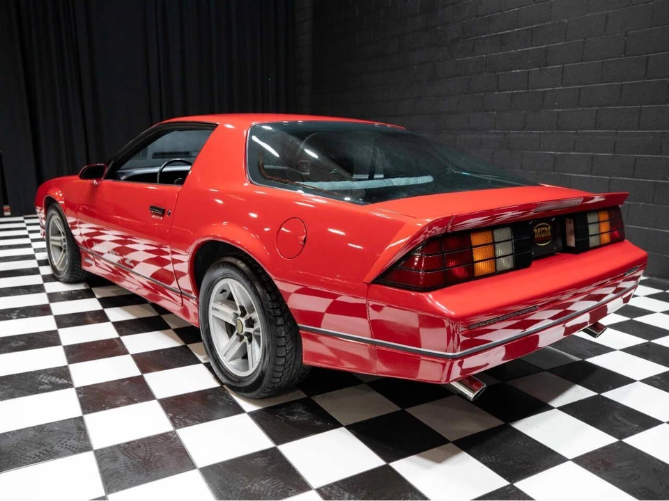 1987 Chevrolet Camaro 3rd Gen - Image 19 of 31