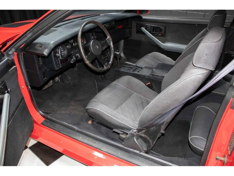 1987 Chevrolet Camaro 3rd Gen - Image 2 of 31