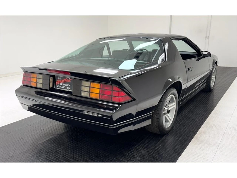 1987 Chevrolet Camaro 3rd Gen - Image 8 of 31