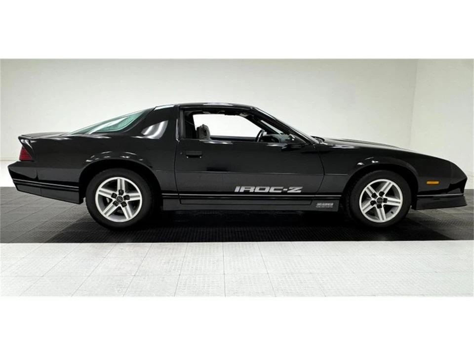 1987 Chevrolet Camaro 3rd Gen - Image 9 of 31