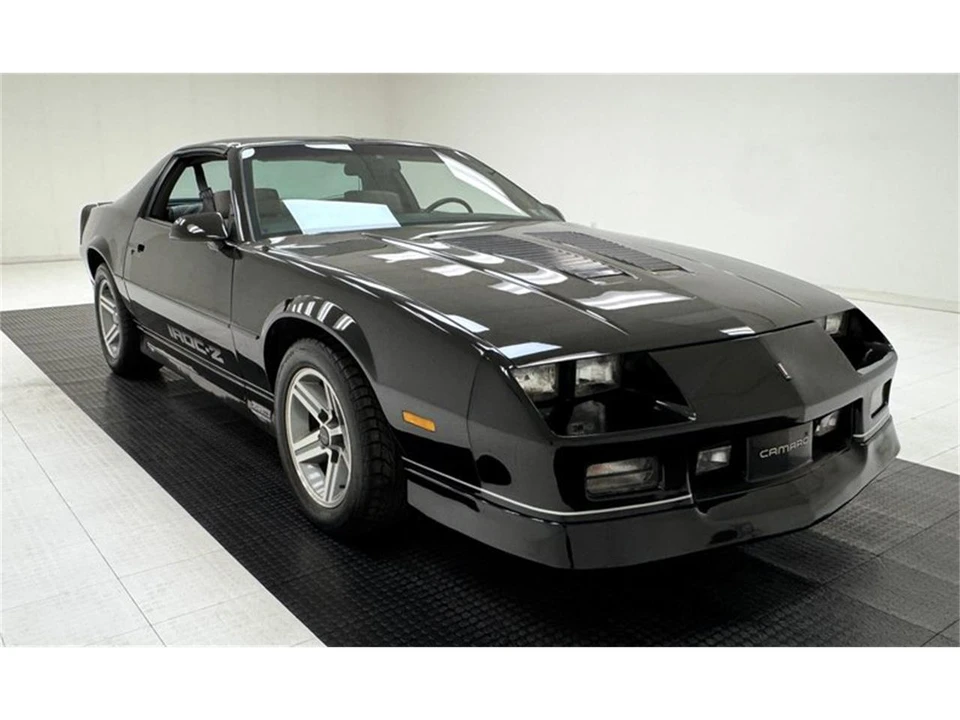 1987 Chevrolet Camaro 3rd Gen - Image 10 of 31
