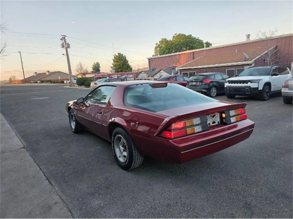 1987 Chevrolet Camaro 3rd Gen - Image 4 of 10