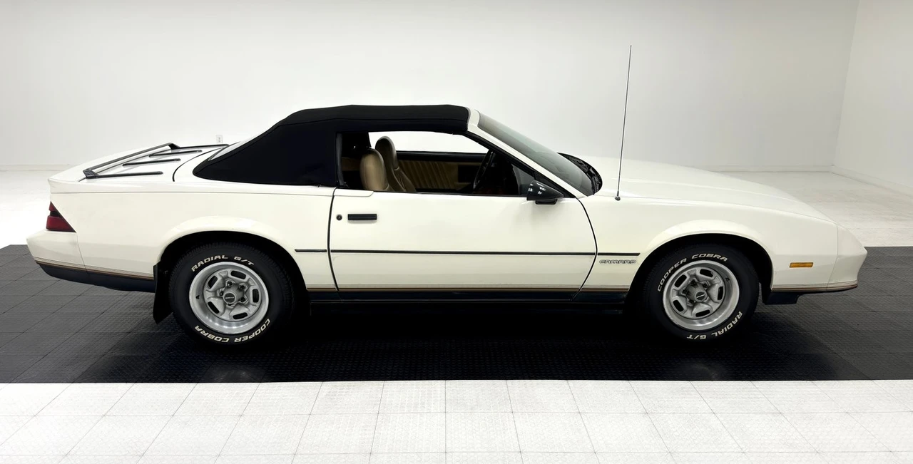 1987 Chevrolet Camaro 3rd Gen - Image 9 of 31
