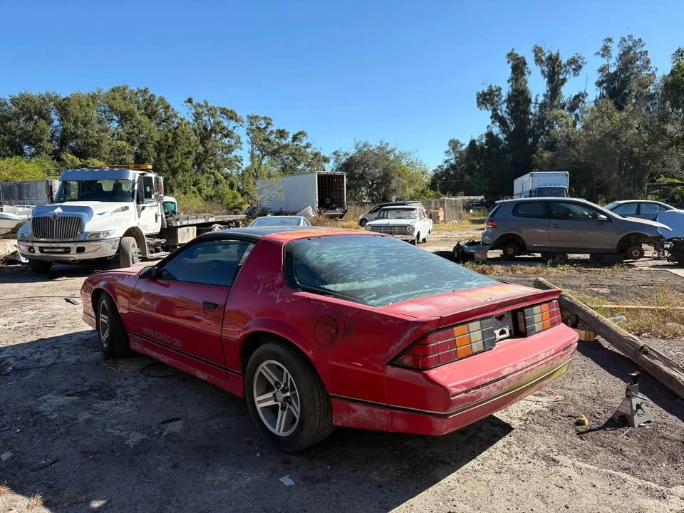 1987 Chevrolet Camaro 3rd Gen - Image 4 of 10