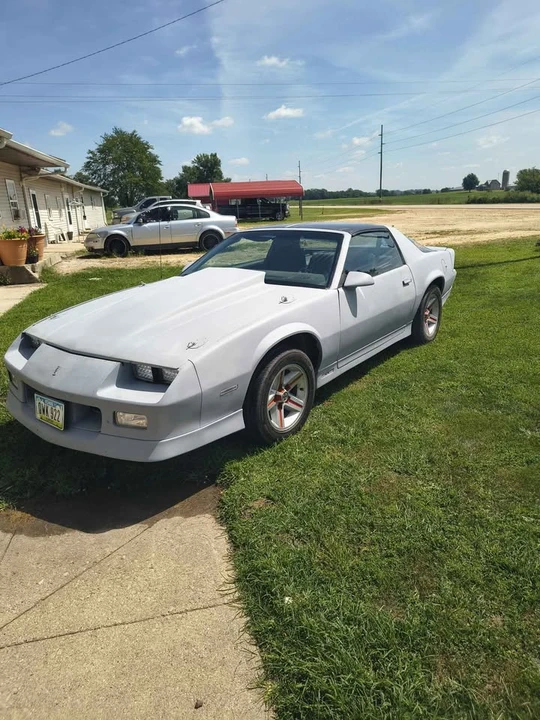 1987 Chevrolet Camaro 3rd Gen - Image 4 of 5