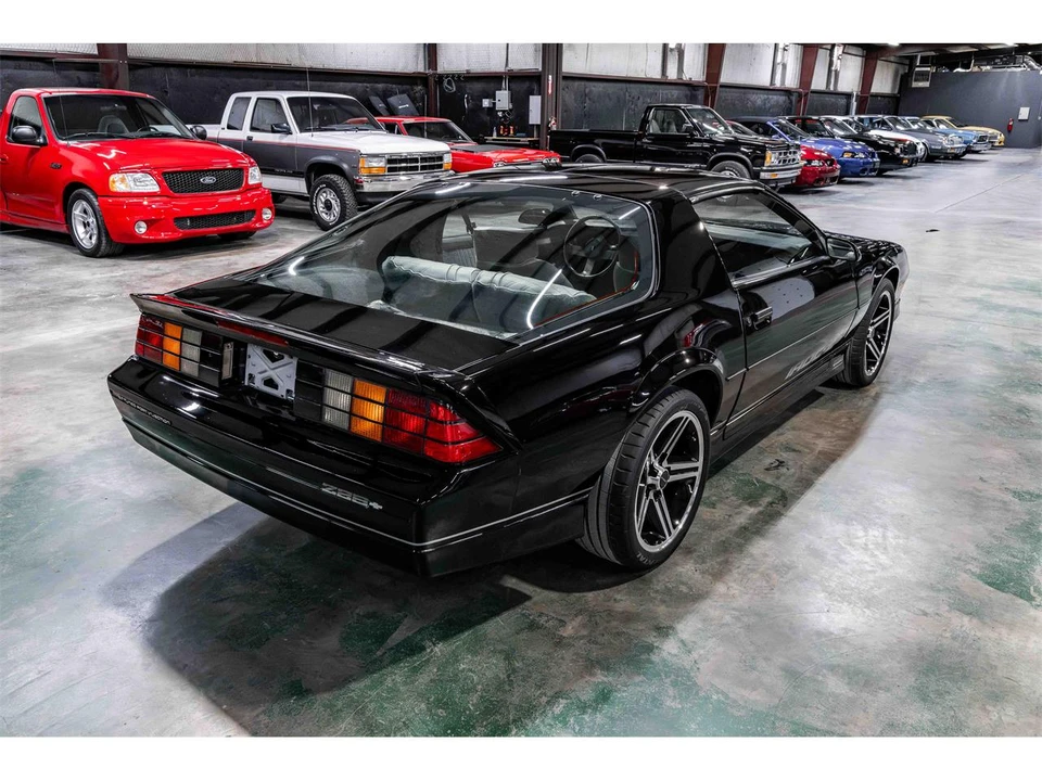 1987 Chevrolet Camaro IROC-Z & Z28 3rd Gen - Image 5 of 24