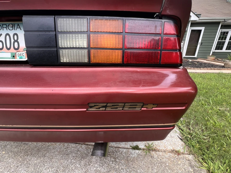 1987 Chevrolet Camaro IROC-Z & Z28 3rd Gen - Image 26 of 31