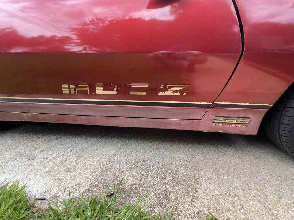 1987 Chevrolet Camaro IROC-Z & Z28 3rd Gen - Image 30 of 31