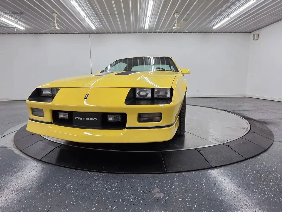 1987 Chevrolet Camaro IROC-Z & Z28 3rd Gen - Image 12 of 31