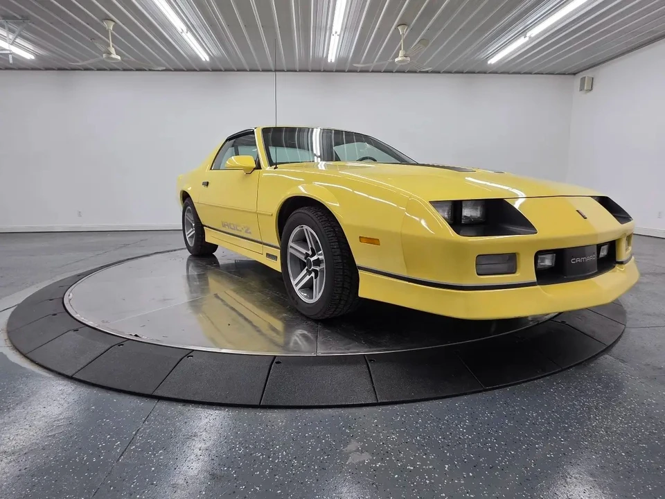 1987 Chevrolet Camaro IROC-Z & Z28 3rd Gen - Image 15 of 31
