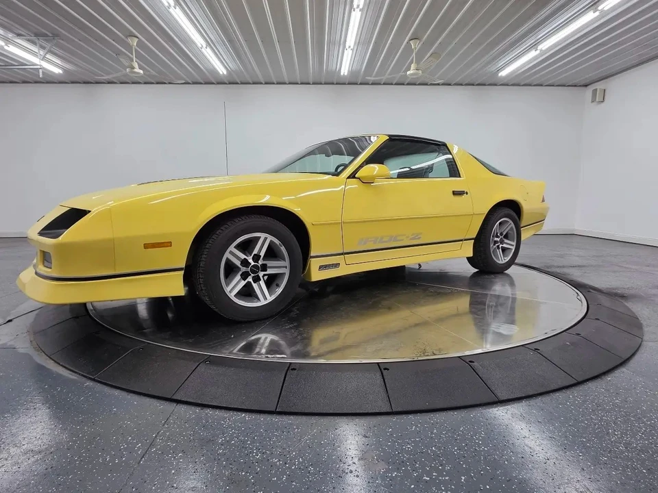 1987 Chevrolet Camaro IROC-Z & Z28 3rd Gen - Image 2 of 31
