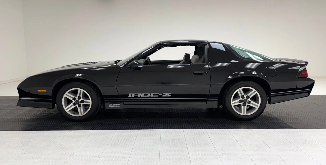 1987 Chevrolet Camaro IROC-Z & Z28 3rd Gen - Image 3 of 31