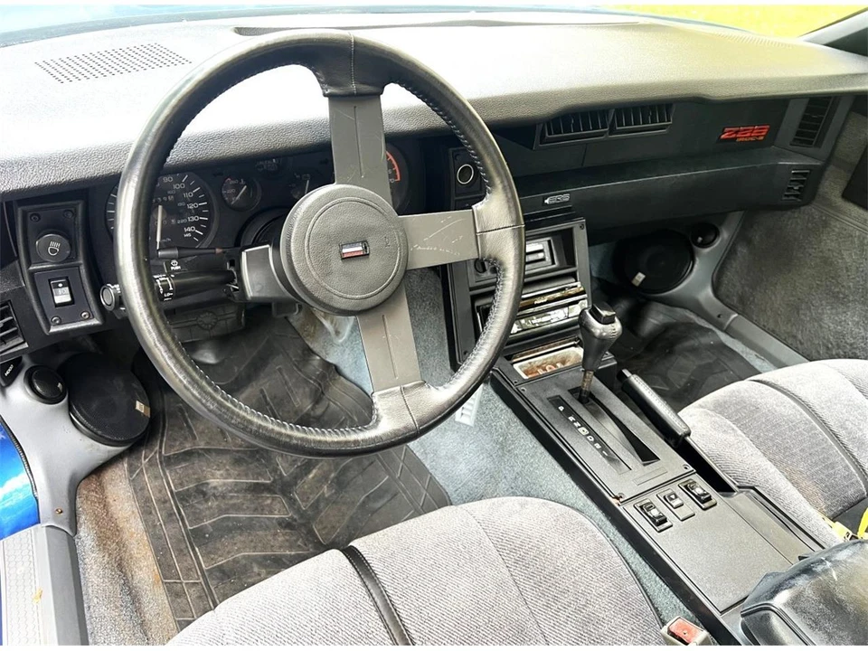 1987 Chevrolet Camaro IROC-Z & Z28 3rd Gen - Image 25 of 31