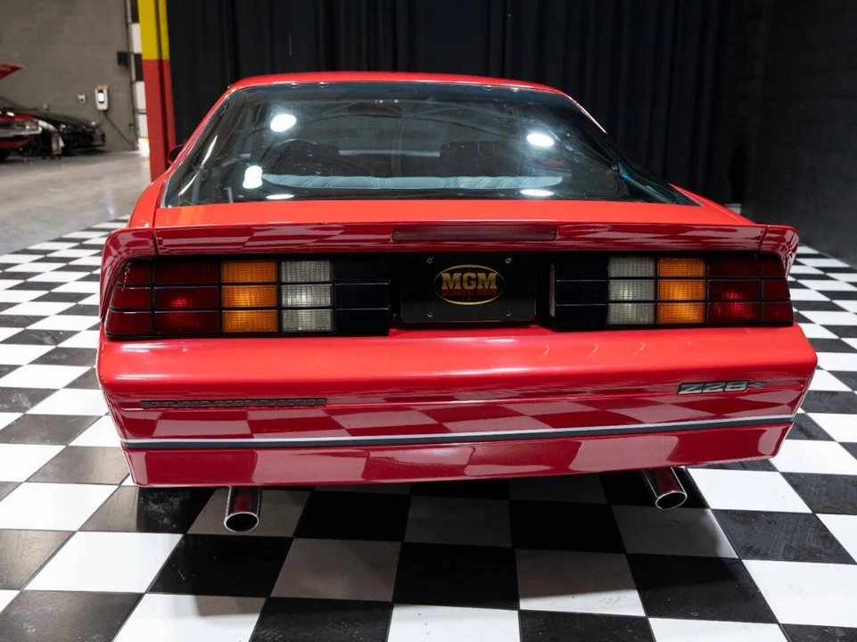 1987 Chevrolet Camaro IROC-Z & Z28 3rd Gen - Image 15 of 31
