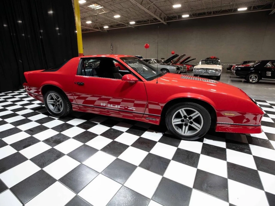 1987 Chevrolet Camaro IROC-Z & Z28 3rd Gen - Image 14 of 31