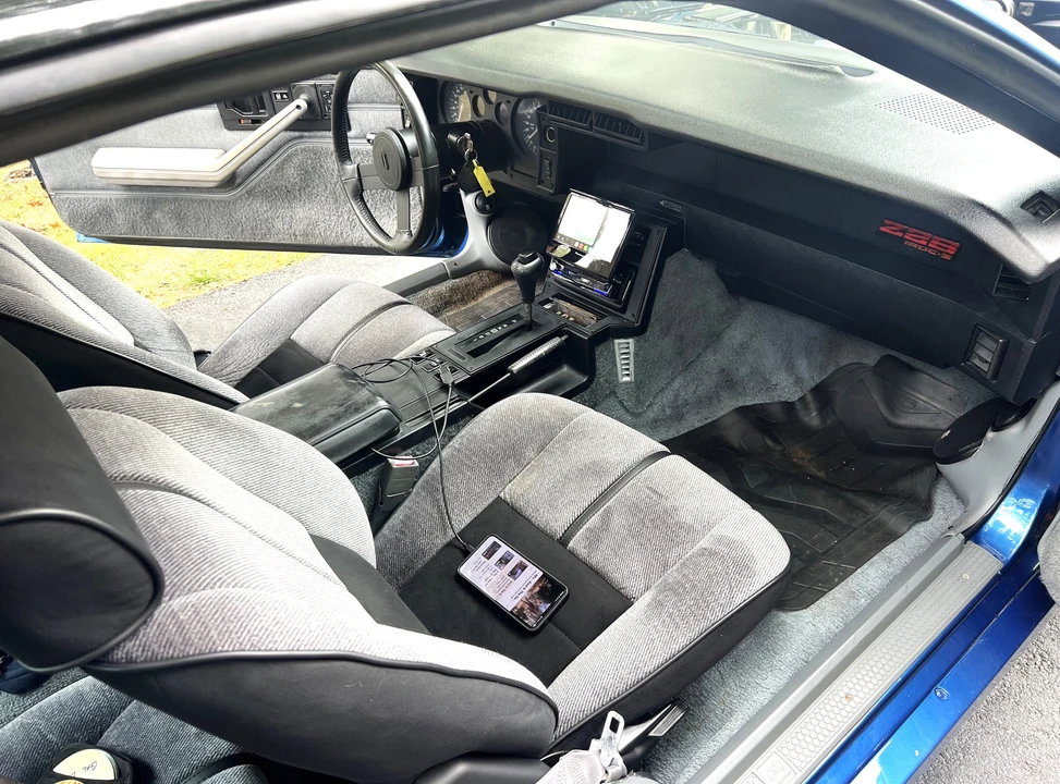 1987 Chevrolet Camaro IROC-Z & Z28 3rd Gen - Image 15 of 31