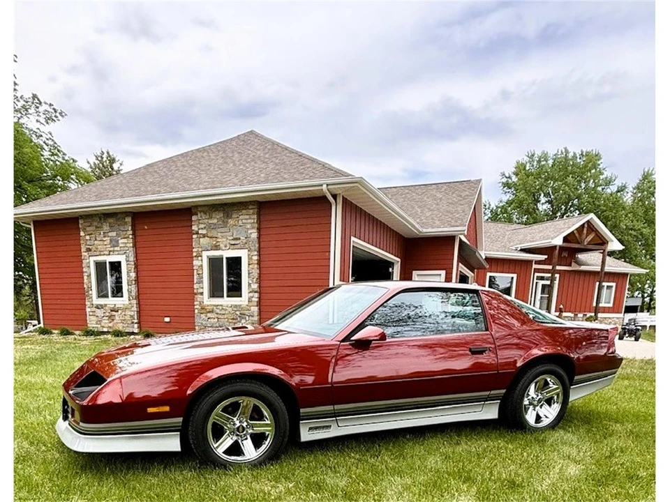 1987 Chevrolet Camaro IROC-Z & Z28 3rd Gen - Image 6 of 31