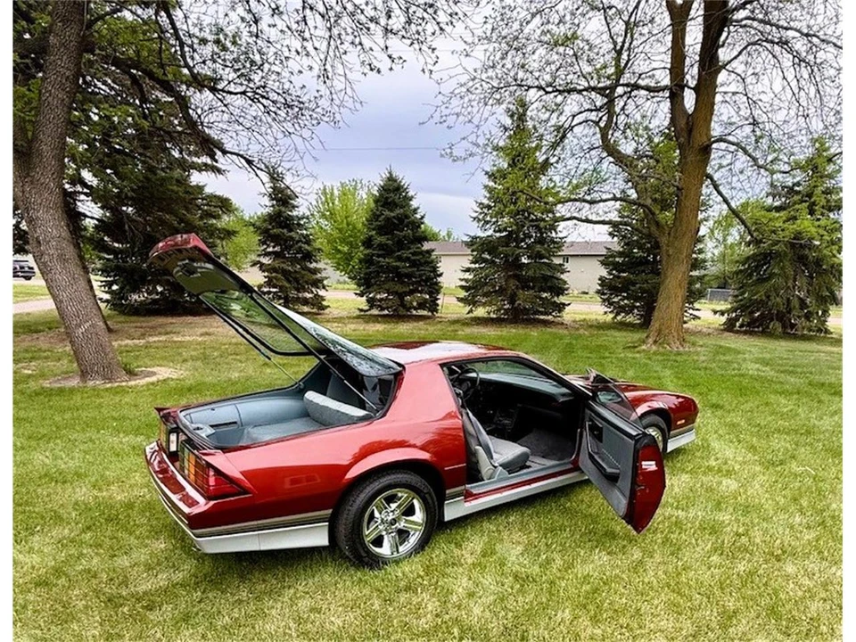 1987 Chevrolet Camaro IROC-Z & Z28 3rd Gen - Image 31 of 31