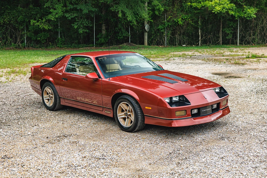 1987 Chevrolet Camaro IROC-Z & Z28 3rd Gen - Image 7 of 31