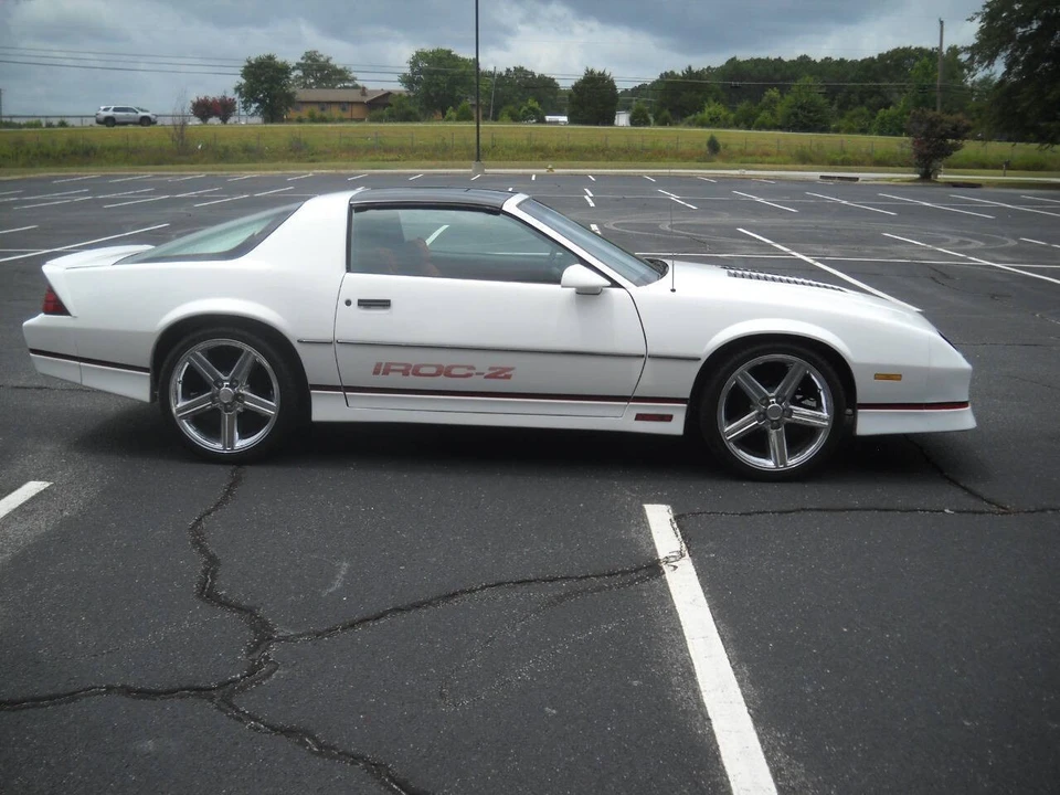 1987 Chevrolet Camaro IROC-Z & Z28 3rd Gen - Image 7 of 31