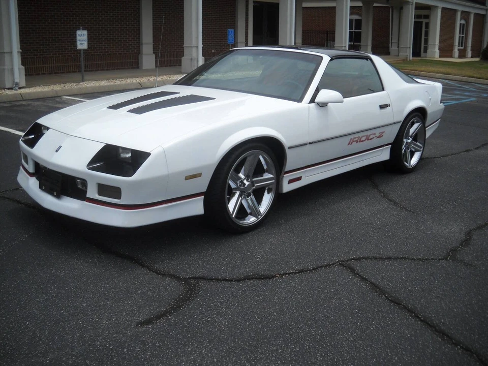 1987 Chevrolet Camaro IROC-Z & Z28 3rd Gen - Image 3 of 31