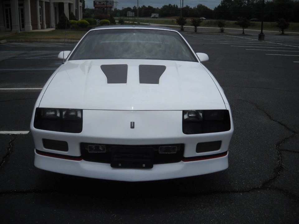 1987 Chevrolet Camaro IROC-Z & Z28 3rd Gen - Image 2 of 31