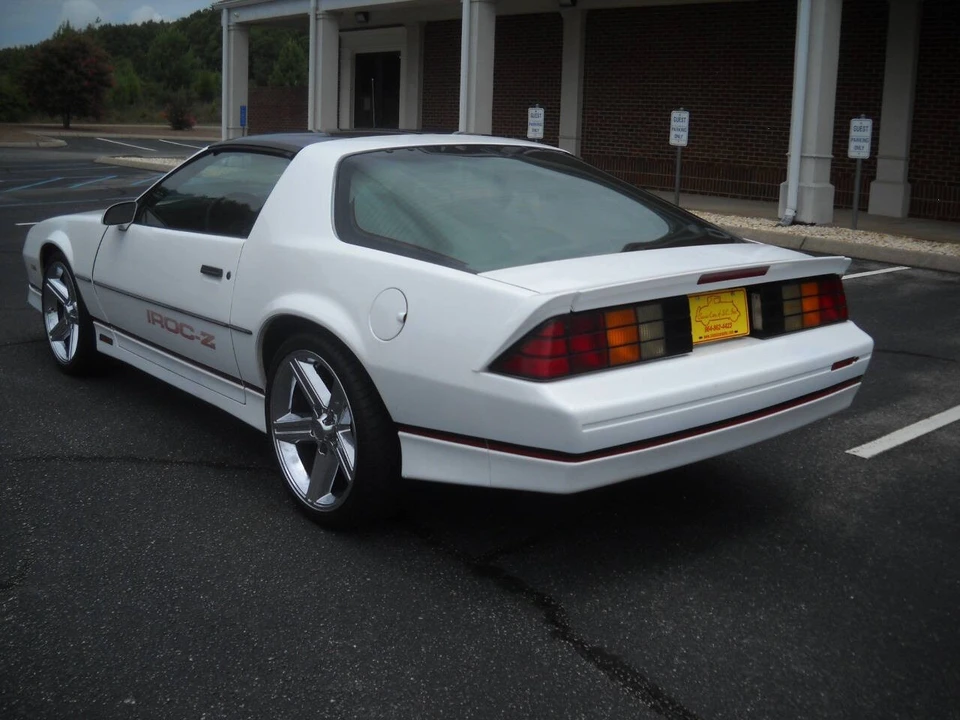 1987 Chevrolet Camaro IROC-Z & Z28 3rd Gen - Image 6 of 31