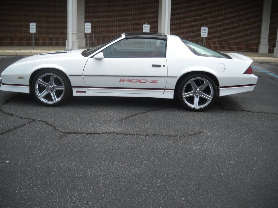1987 Chevrolet Camaro IROC-Z & Z28 3rd Gen - Image 8 of 31