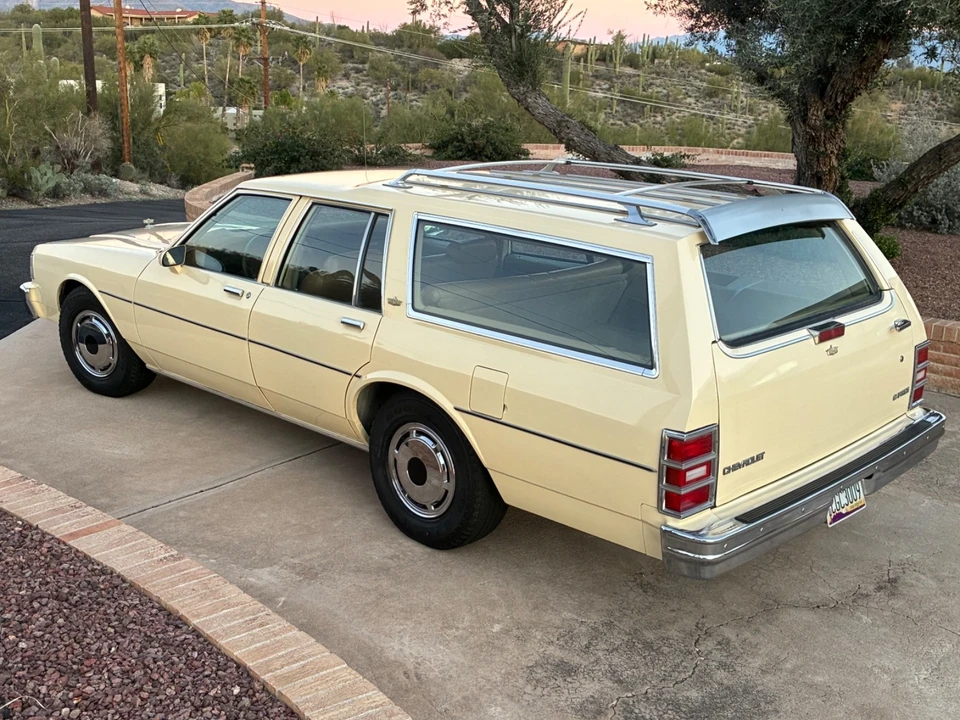 1987 Chevrolet Caprice - Image 5 of 21