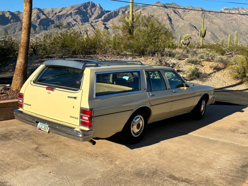 1987 Chevrolet Caprice - Image 7 of 21
