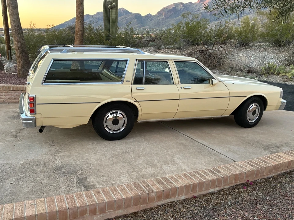 1987 Chevrolet Caprice - Image 4 of 21