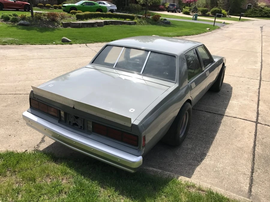 1987 Chevrolet Caprice - Image 8 of 12