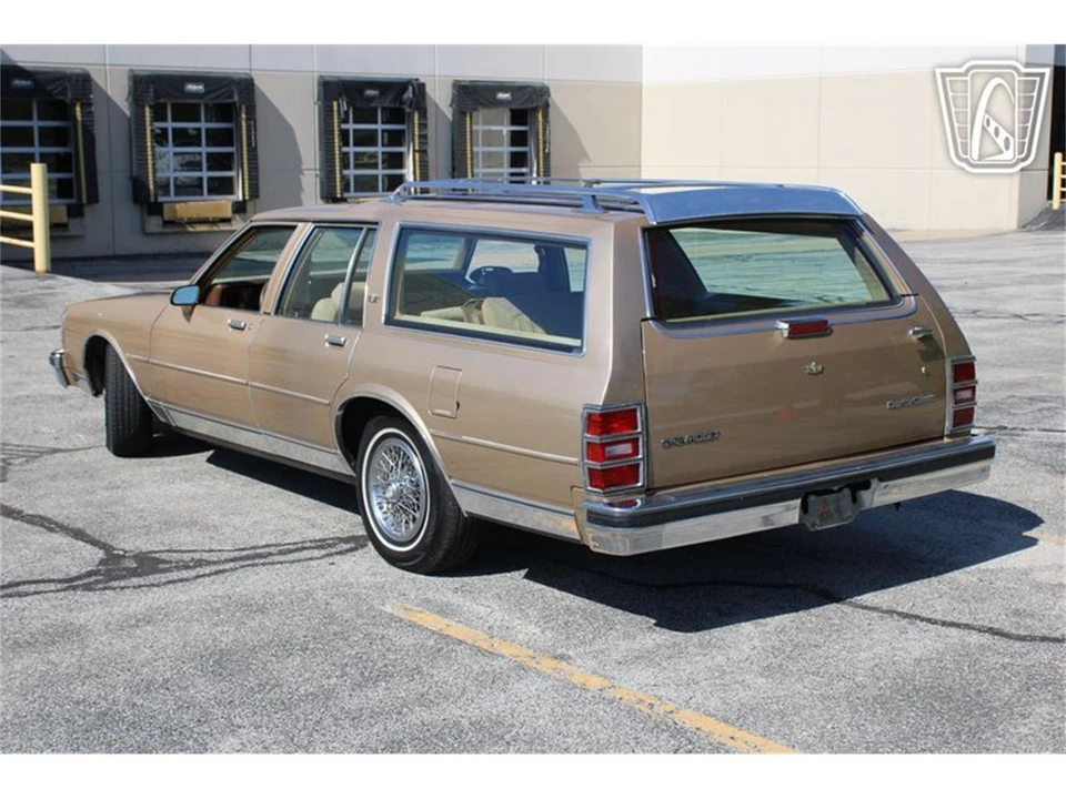 1987 Chevrolet Caprice - Image 26 of 31