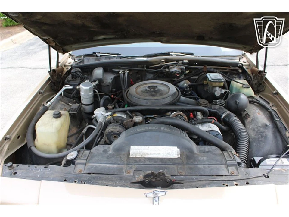 1987 Chevrolet Caprice - Image 7 of 31