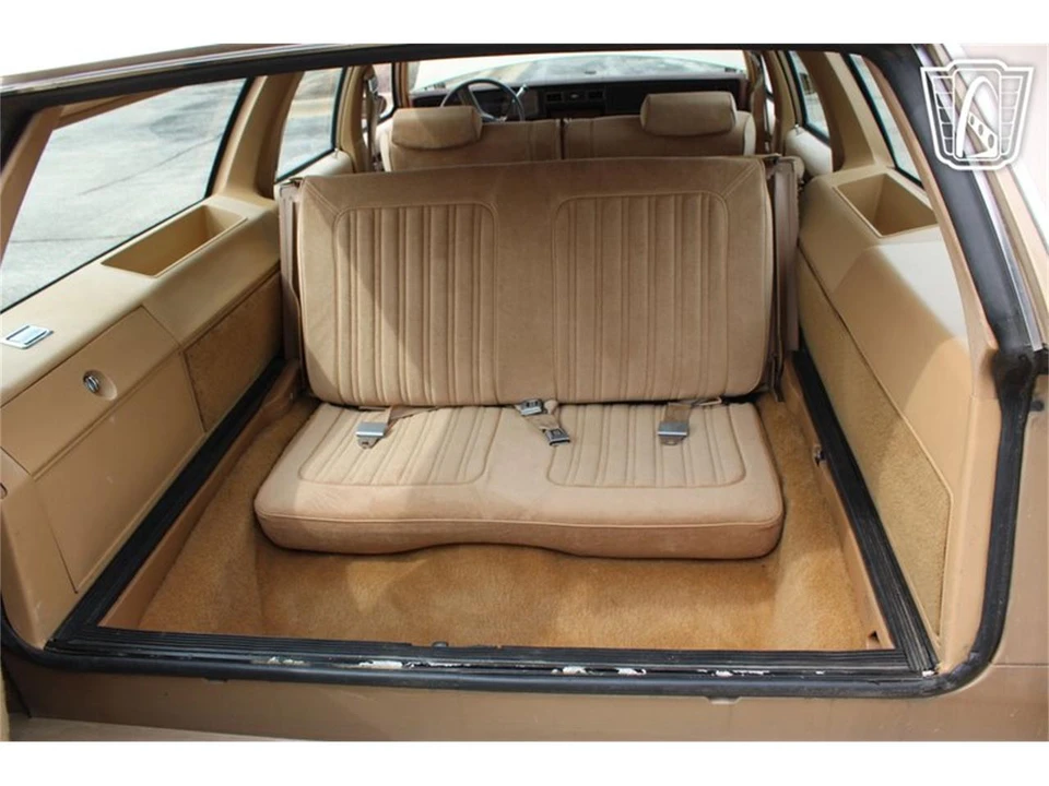 1987 Chevrolet Caprice - Image 15 of 31