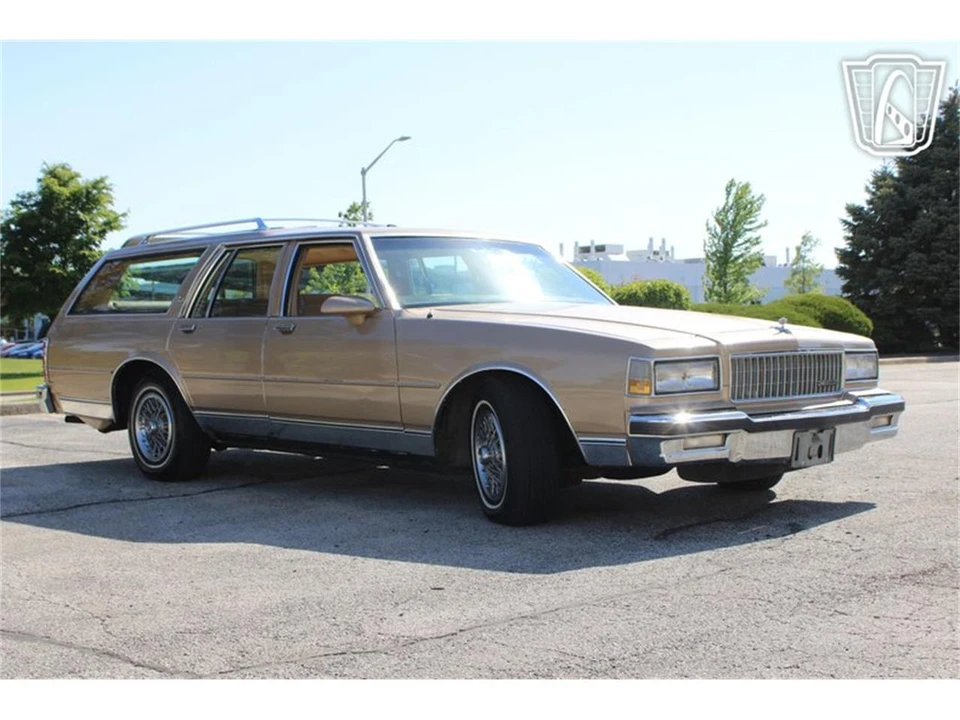 1987 Chevrolet Caprice - Image 5 of 31